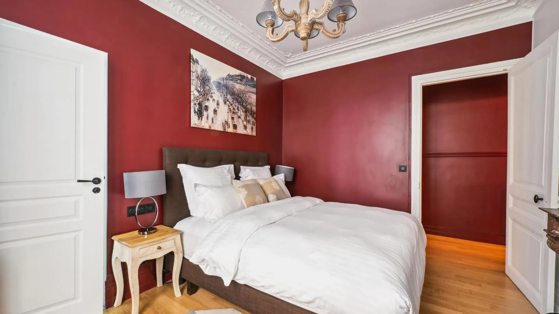 Sejours Parisiens / Le Royal / 4* Apartment Paris